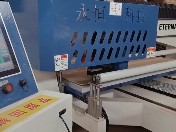 數(shù)控鋸加工展示